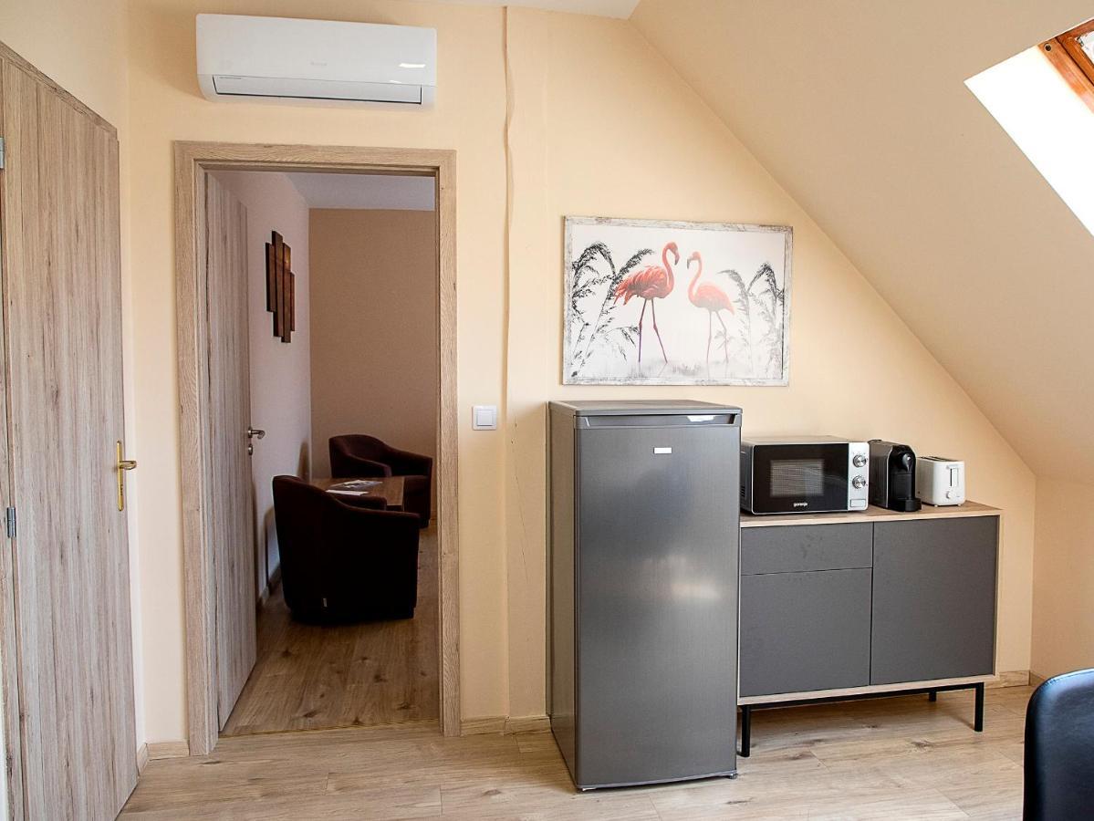 Lux Apartman Buek Exterior photo