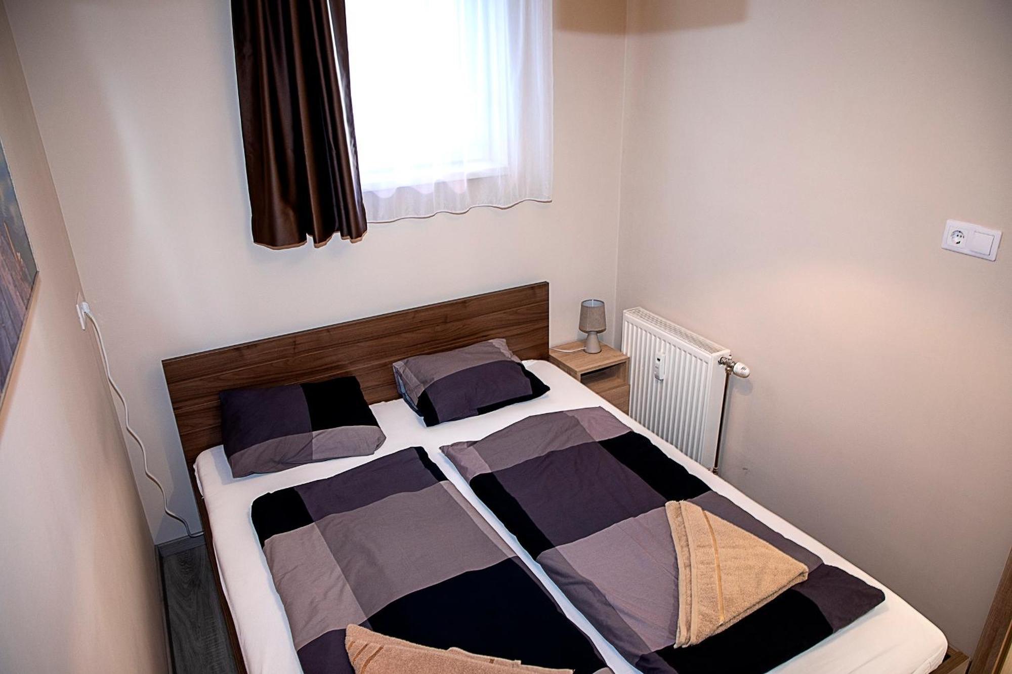 Lux Apartman Buek Exterior photo