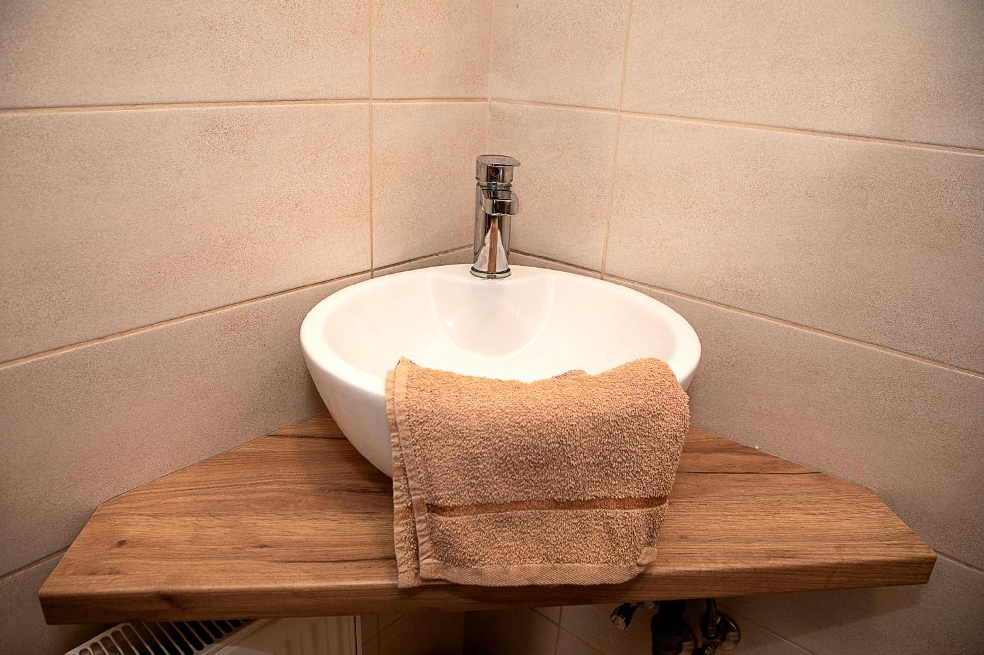 Lux Apartman Buek Exterior photo